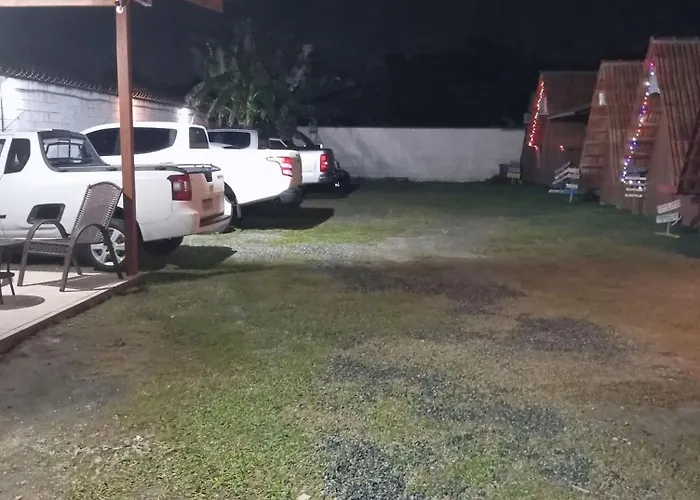 Cabana 3 Com Ar Condicionado E Area De Cozinha E Banheiro Compartilhado A 10 Minutos Do Parque Beto Carrero